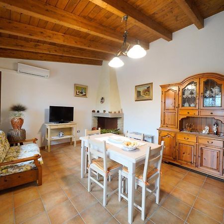 L'Oliveto Appartement Nuxis Buitenkant foto