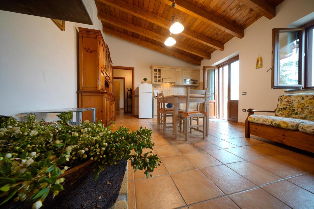 L'Oliveto Appartement Nuxis Buitenkant foto